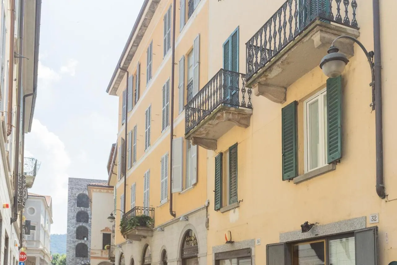 Lägenhet Da Pia In Historycal Como City Centre By Rent All Como